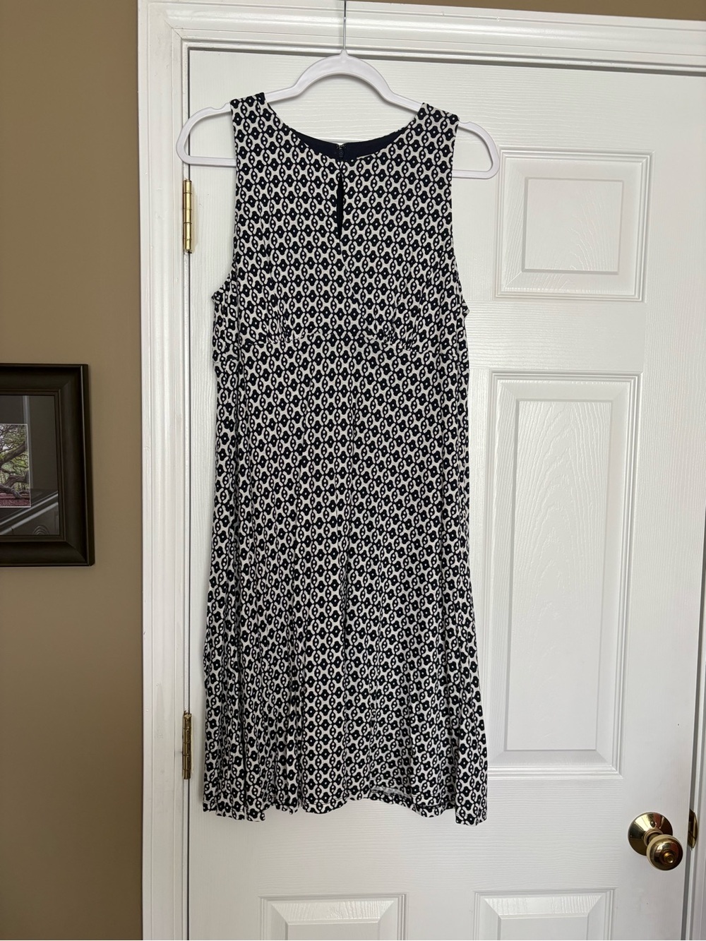 LOFT Sleeveless darkest navy  and White Patterned Women’s Dress